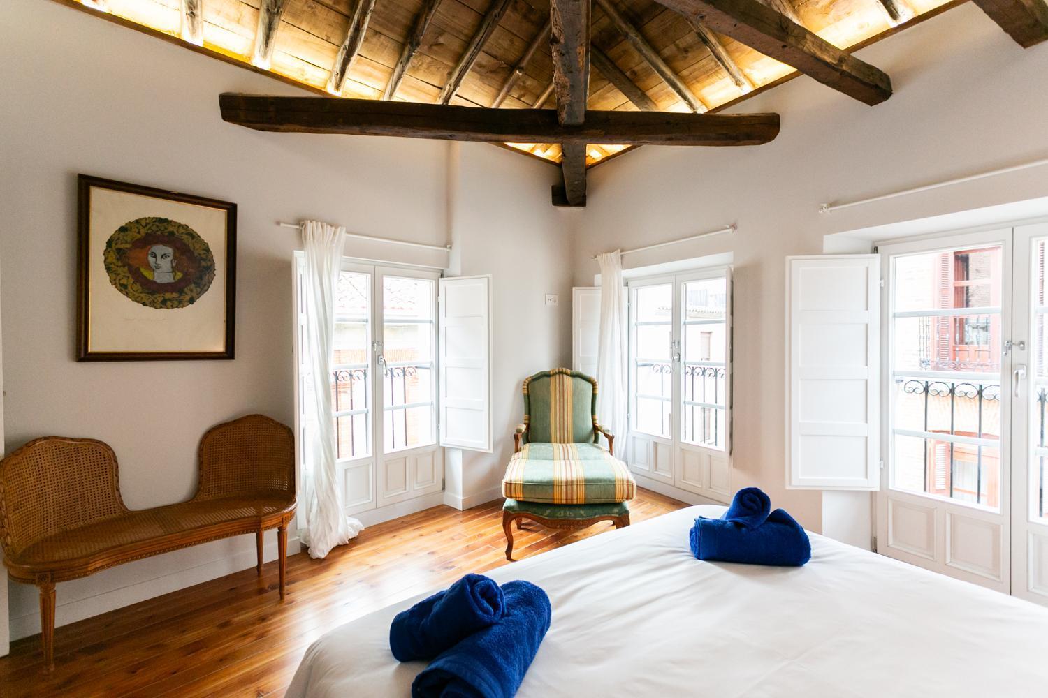 Apartamento Altior Catedral Homes Ávila Eksteriør billede