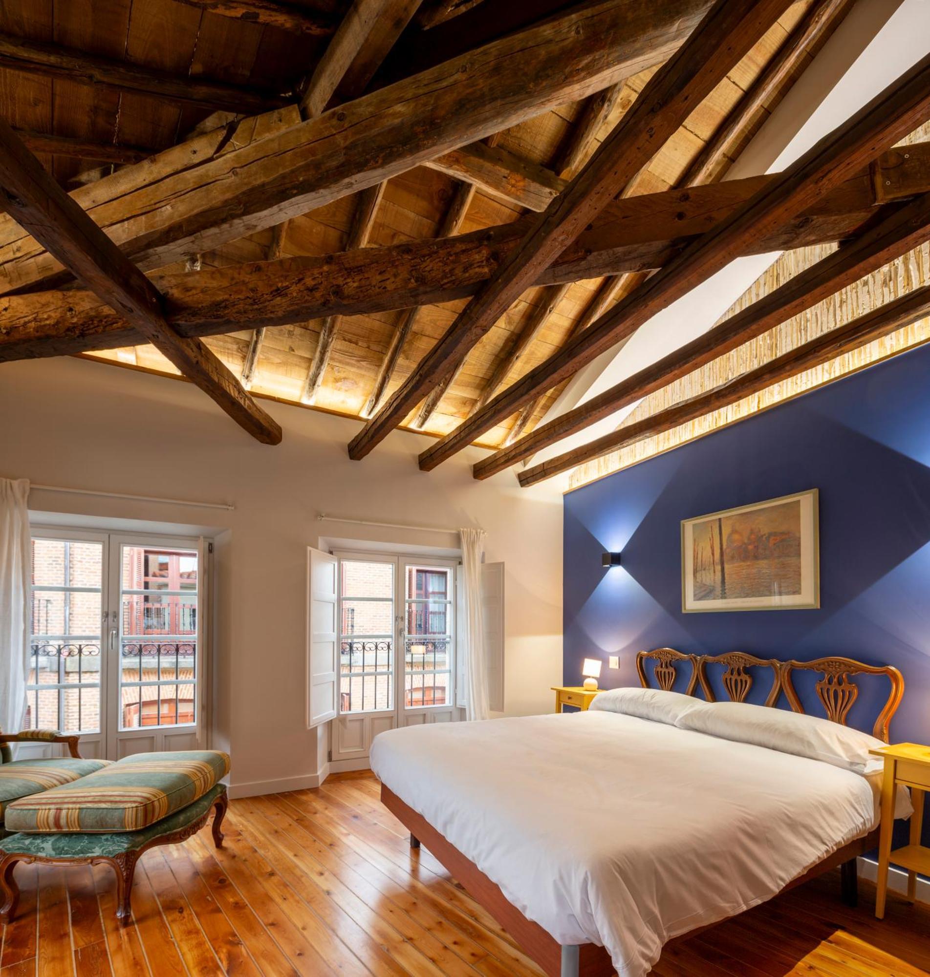 Apartamento Altior Catedral Homes Ávila Eksteriør billede