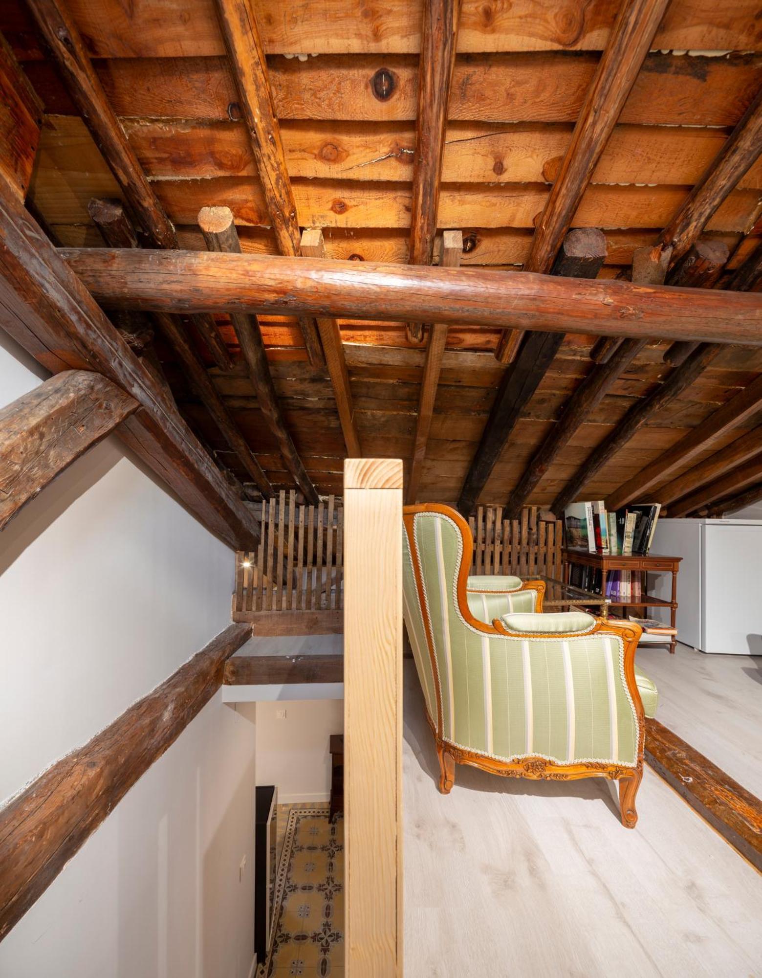 Apartamento Altior Catedral Homes Ávila Eksteriør billede