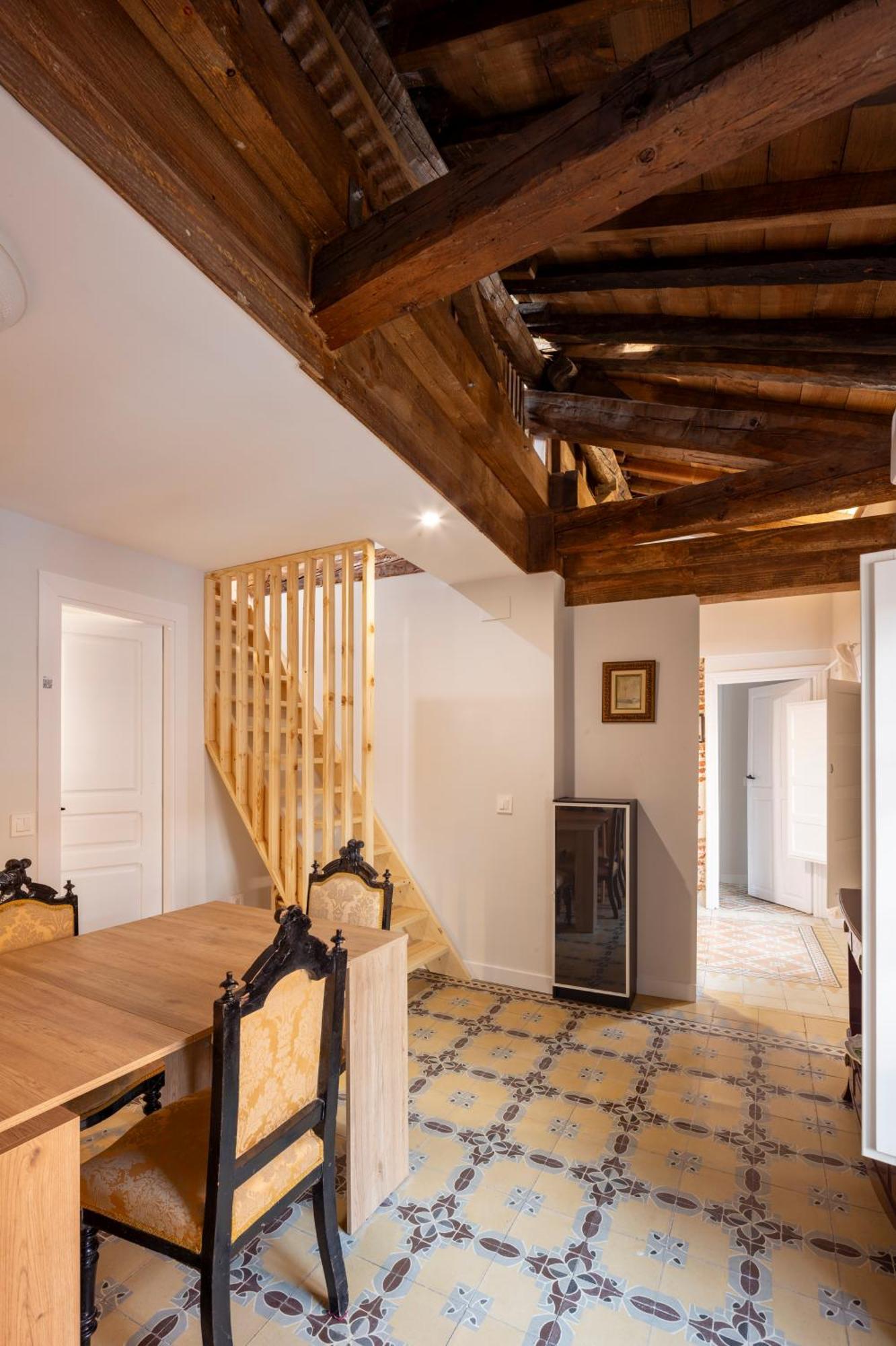 Apartamento Altior Catedral Homes Ávila Eksteriør billede